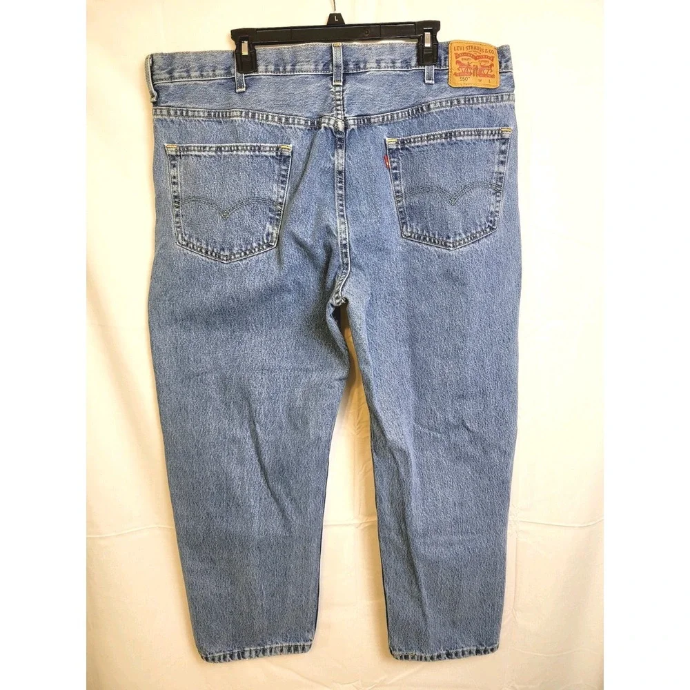 Levi's 550 Men's Medium Wash Denim Jeans - 44x29 - 100% Cotton - Good Condition